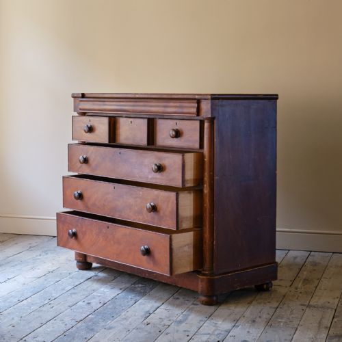LARGE SCOTTISH PINE CHEST OF DRAWERS IN ORIGINAL PAINT - ADDITIONAL PHOTO 8