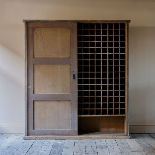 19TH CENTURY COUNTRY HOUSE WINE CUPBOARD IN ORIGINAL PAINT - ADDITIONAL PHOTO 3