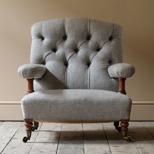 19th century howard sons open armchair - CATEGORY: ANTIQUE CHAIRS - DATED 19TH CENTURY