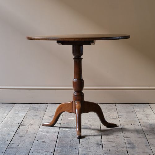 EARLY 19TH CENTURY OAK TRIPOD TILT TOP TABLE - ADDITIONAL PHOTO 3