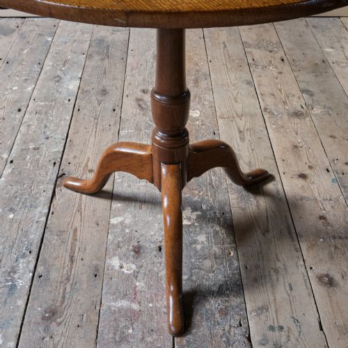 EARLY 19TH CENTURY OAK TRIPOD TILT TOP TABLE - ADDITIONAL PHOTO 5