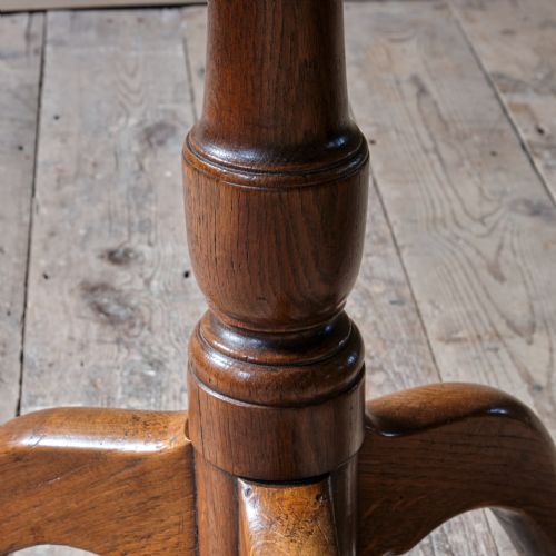 EARLY 19TH CENTURY OAK TRIPOD TILT TOP TABLE - ADDITIONAL PHOTO 6