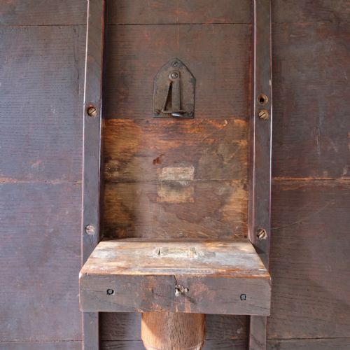 EARLY 19TH CENTURY OAK TRIPOD TILT TOP TABLE - ADDITIONAL PHOTO 8
