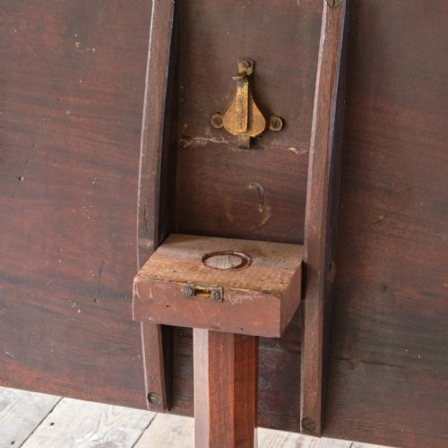 EARLY 19TH CENTURY TILT TOP TABLE - ADDITIONAL PHOTO 1