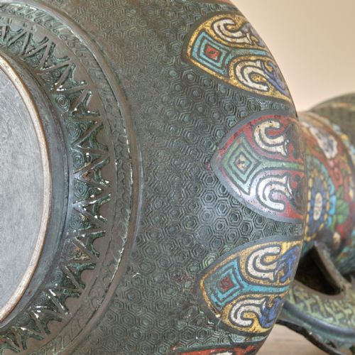 ANTIQUE EASTERN CHAMPLEVE ENAMEL AND BRONZE VASE - ADDITIONAL PHOTO 4