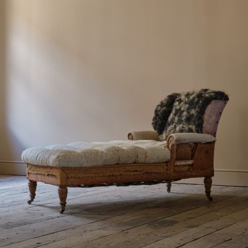 HOWARD SONS RECLINING DAYBED C 1900 - ADDITIONAL PHOTO 3