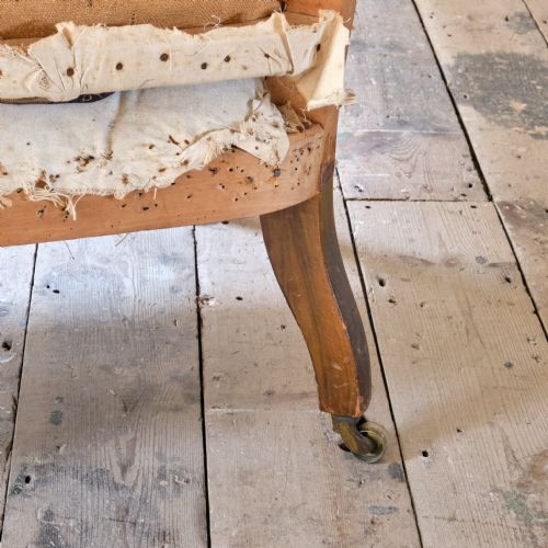 19TH CENTURY BARREL BACK ARMCHAIR - ADDITIONAL PHOTO 13