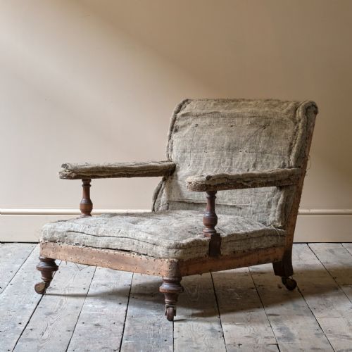 19TH CENTURY HOWARD AND SONS STYLE OPEN ARMCHAIR - ADDITIONAL PHOTO 7