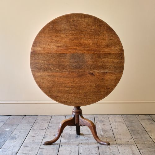 18TH CENTURY OAK TILT TOP PEDESTAL TABLE - ADDITIONAL PHOTO 2