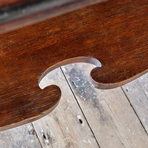 LARGE GEORGE III OAK CLERKS DESK - ADDITIONAL PHOTO 4