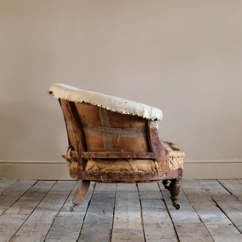 19TH CENTURY HAMPTON SONS SOFA - ADDITIONAL PHOTO 3