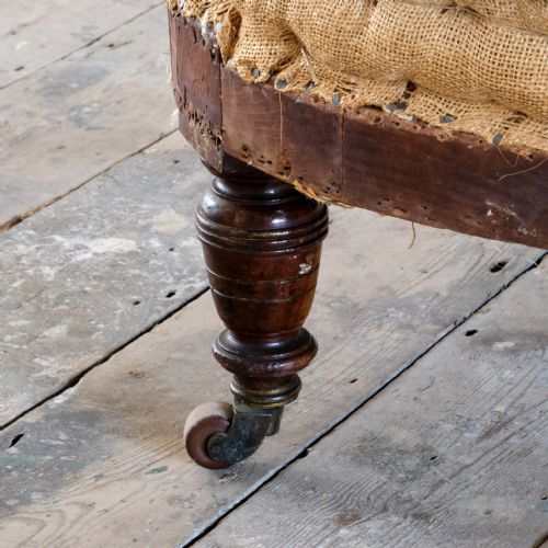 19TH CENTURY HAMPTON SONS SOFA - ADDITIONAL PHOTO 13