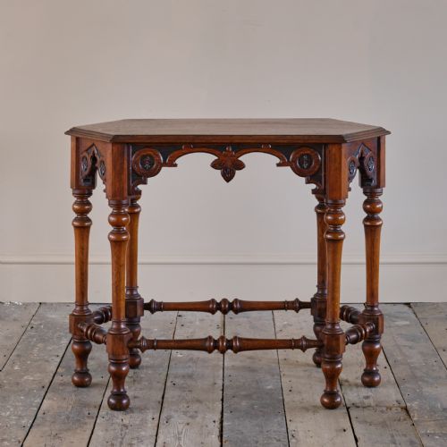 19TH CENTURY GOTHIC OAK SIDE TABLE - ADDITIONAL PHOTO 1