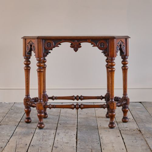 19TH CENTURY GOTHIC OAK SIDE TABLE - ADDITIONAL PHOTO 5