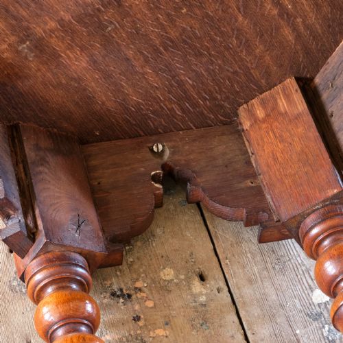 19TH CENTURY GOTHIC OAK SIDE TABLE - ADDITIONAL PHOTO 11