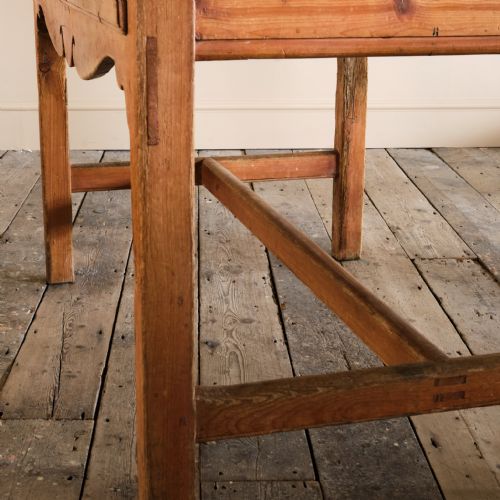 19TH CENTURY PINE DAIRY TABLE - ADDITIONAL PHOTO 7