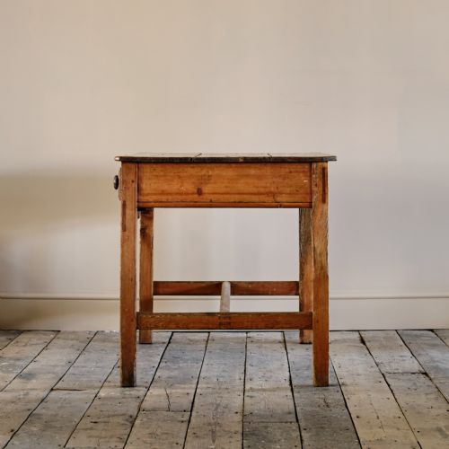 19TH CENTURY PINE DAIRY TABLE - ADDITIONAL PHOTO 9