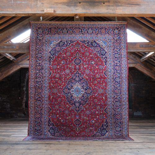 LARGE HAND KNOTTED KASHAN AREA RUG