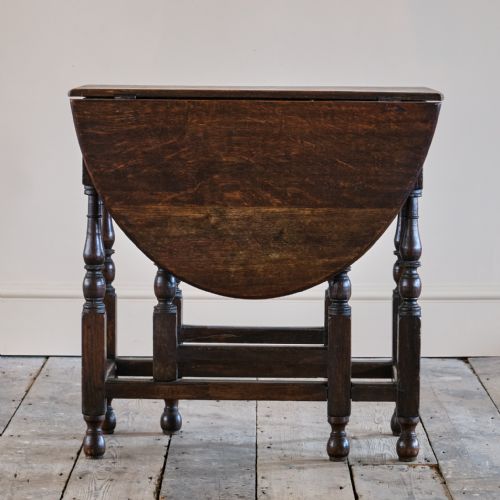 SMALL OAK GATELEG TABLE - ADDITIONAL PHOTO 7