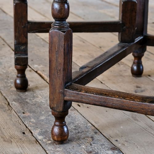 SMALL OAK GATELEG TABLE - ADDITIONAL PHOTO 14