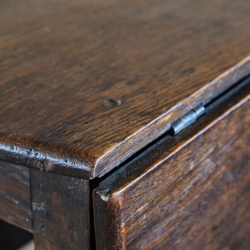 SMALL OAK GATELEG TABLE - ADDITIONAL PHOTO 15