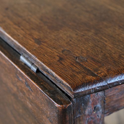 SMALL OAK GATELEG TABLE - ADDITIONAL PHOTO 16