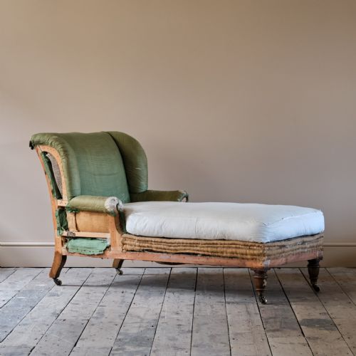 19TH CENTURY HOWARD STYLE DAYBED - ADDITIONAL PHOTO 1