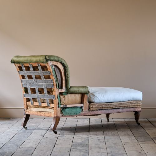19TH CENTURY HOWARD STYLE DAYBED - ADDITIONAL PHOTO 2