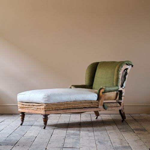 19TH CENTURY HOWARD STYLE DAYBED - ADDITIONAL PHOTO 4