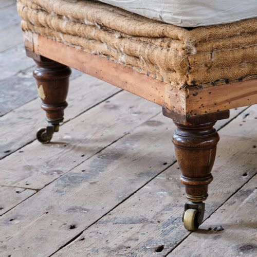 19TH CENTURY HOWARD STYLE DAYBED - ADDITIONAL PHOTO 10