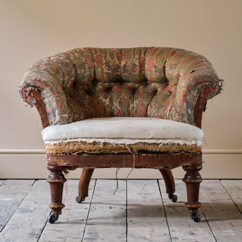 19TH CENTURY TUB BACK ARMCHAIR - ADDITIONAL PHOTO 1