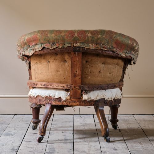 19TH CENTURY TUB BACK ARMCHAIR - ADDITIONAL PHOTO 4