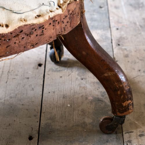 19TH CENTURY TUB BACK ARMCHAIR - ADDITIONAL PHOTO 11