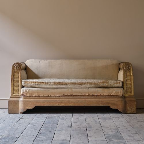 EARLY 20TH CENTURY OAK SOFA - ADDITIONAL PHOTO 1