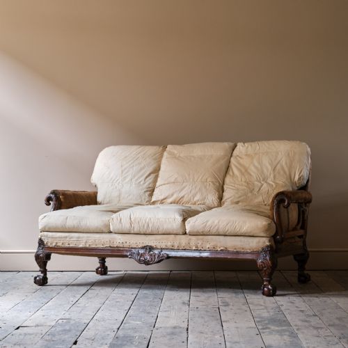 EARLY 20TH CENTURY COUNTRY HOUSE SOFA
