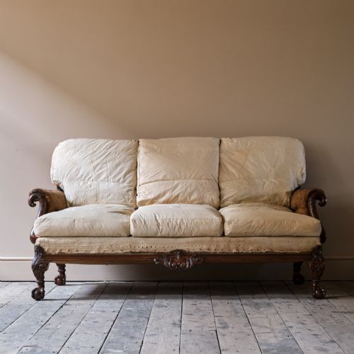 EARLY 20TH CENTURY COUNTRY HOUSE SOFA - ADDITIONAL PHOTO 1