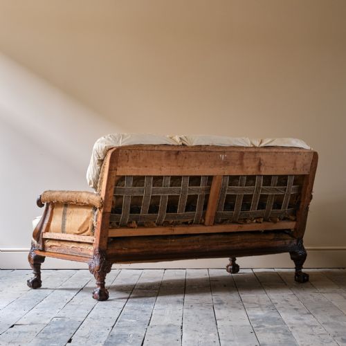 EARLY 20TH CENTURY COUNTRY HOUSE SOFA - ADDITIONAL PHOTO 5