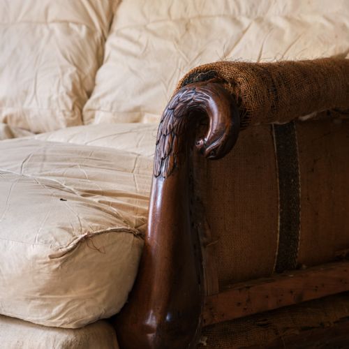 EARLY 20TH CENTURY COUNTRY HOUSE SOFA - ADDITIONAL PHOTO 13