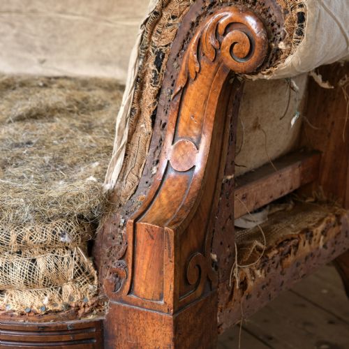 MID 19TH CENTURY COUNTRY HOUSE SOFA - ADDITIONAL PHOTO 11
