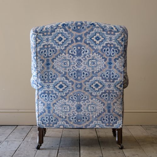 LARGE DEEP SEATED COUNTRY HOUSE ARMCHAIR - ADDITIONAL PHOTO 6