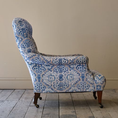 LARGE DEEP SEATED COUNTRY HOUSE ARMCHAIR - ADDITIONAL PHOTO 7
