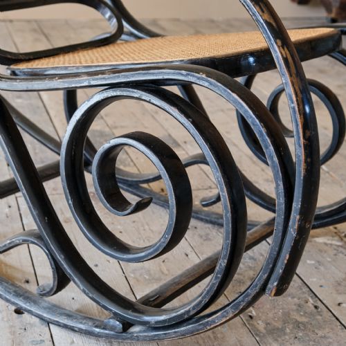 20TH CENTURY ITALIAN BENTWOOD ROCKING CHAIR - ADDITIONAL PHOTO 7