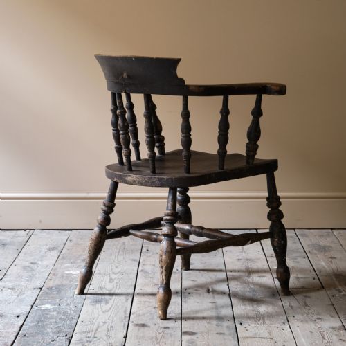 19TH CENTURY ELM SMOKERS BOW WINDSOR CHAIR - ADDITIONAL PHOTO 5