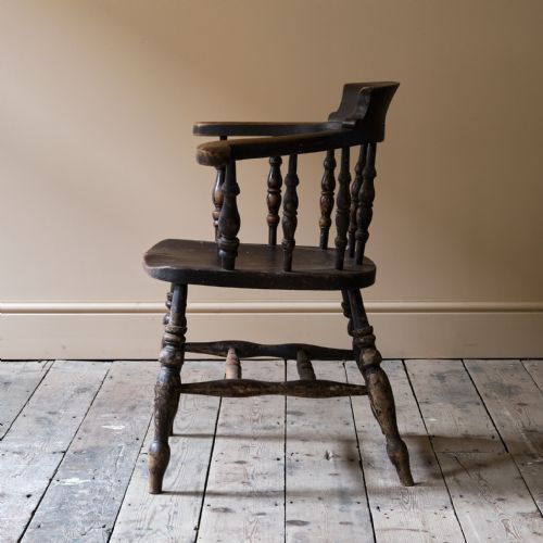 19TH CENTURY ELM SMOKERS BOW WINDSOR CHAIR - ADDITIONAL PHOTO 7