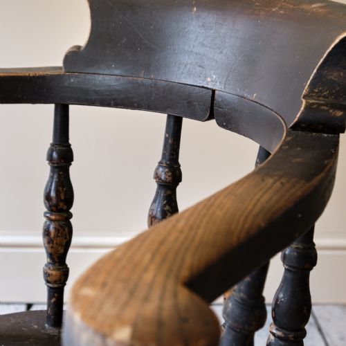 19TH CENTURY ELM SMOKERS BOW WINDSOR CHAIR - ADDITIONAL PHOTO 8