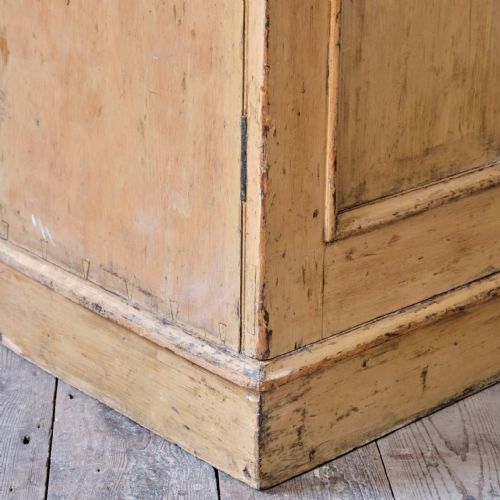 19TH CENTURY PINE CHAPEL CUPBOARD IN PAINT - ADDITIONAL PHOTO 10