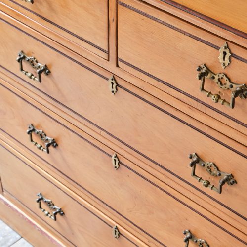 19TH CENTURY AESTHETIC MOVEMENT ASH CHEST OF DRAWERS - ADDITIONAL PHOTO 10