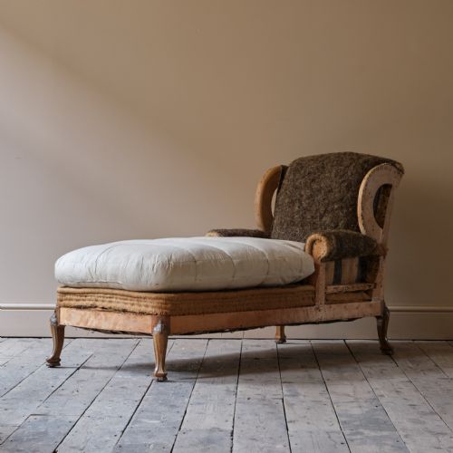 19TH CENTURY HOWARD STYLE COUNTRY HOUSE DAYBED - ADDITIONAL PHOTO 1