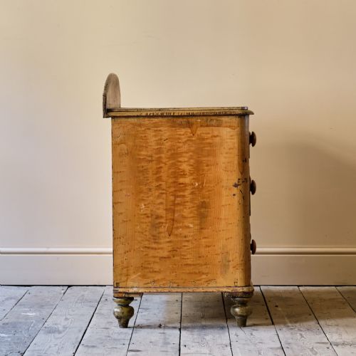 ANTIQUE PINE CHEST OF DRAWERS IN ORIGINAL PAINT - ADDITIONAL PHOTO 4