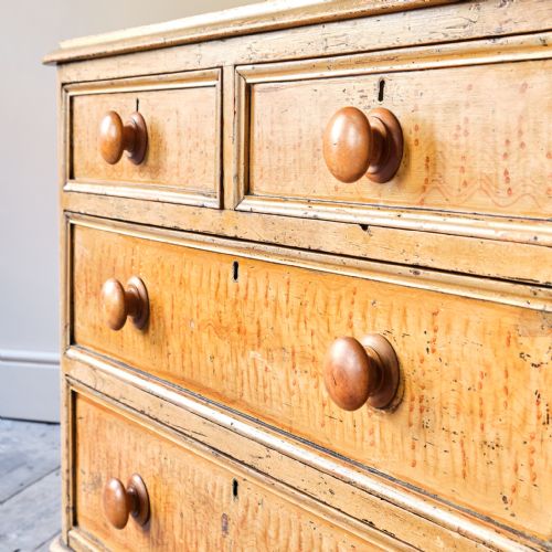 ANTIQUE PINE CHEST OF DRAWERS IN ORIGINAL PAINT - ADDITIONAL PHOTO 14